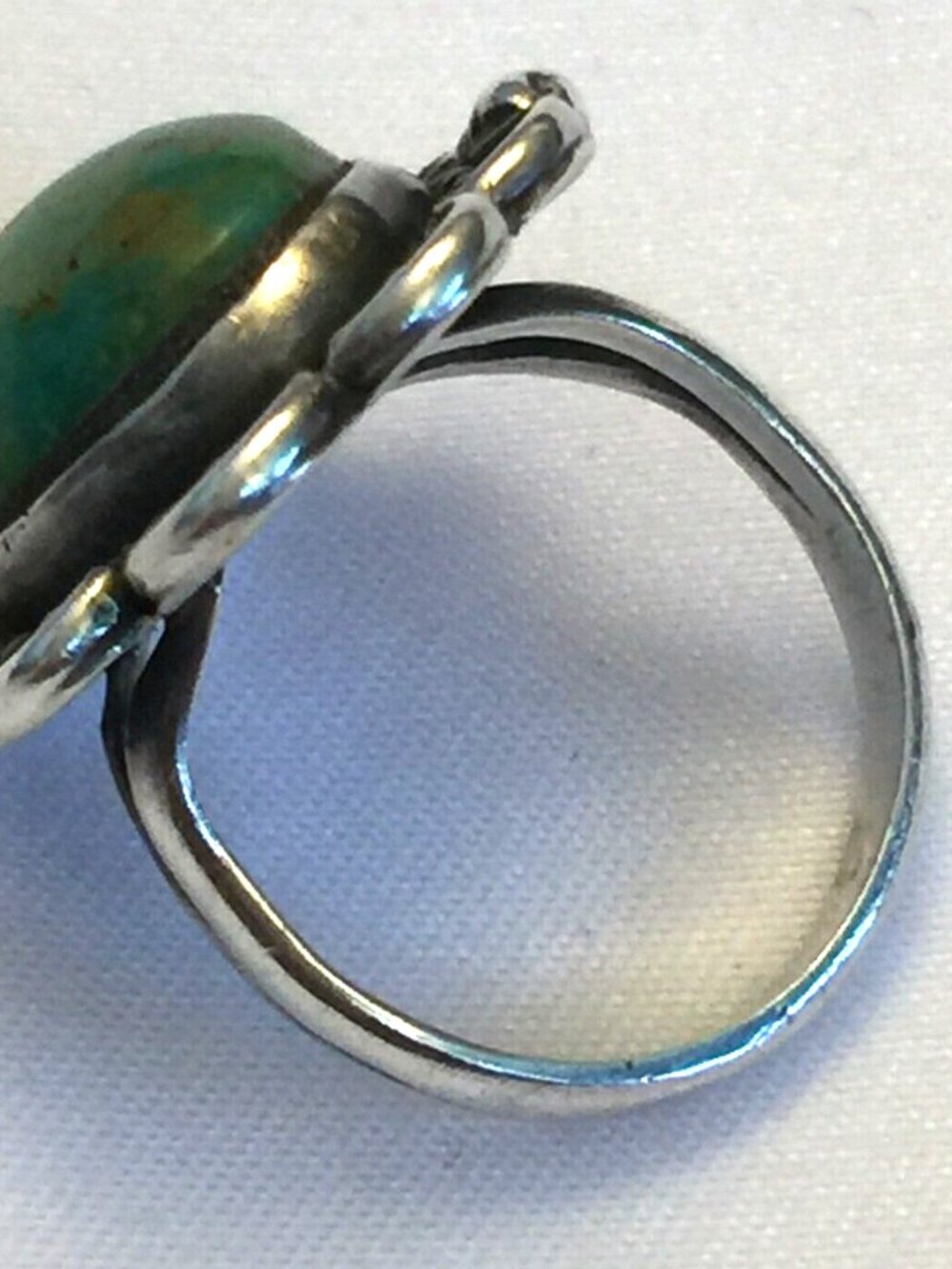 VINTAGE NAVAJO HANDMADE STERLING SILVER TURQUOISE NATIVE AMERICAN RING SIZE 5.5 - Picture 7 of 16